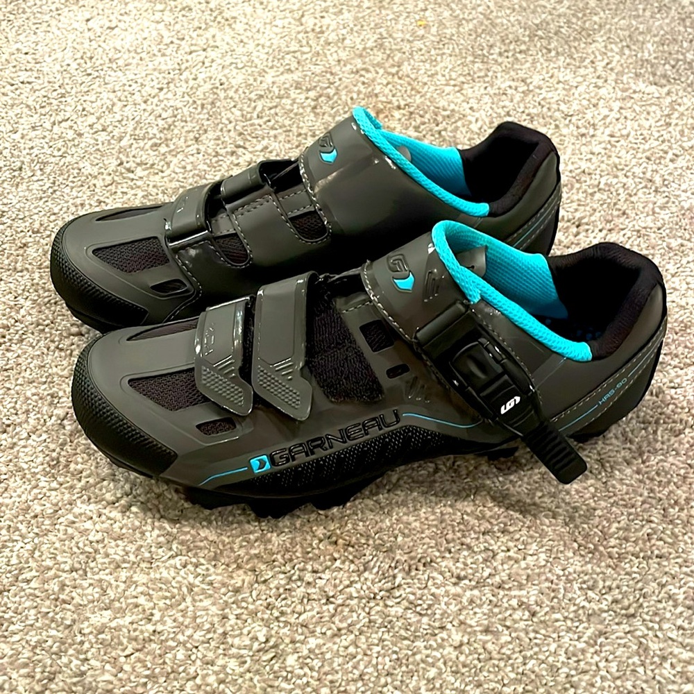 Like new Garneau Mica shoes